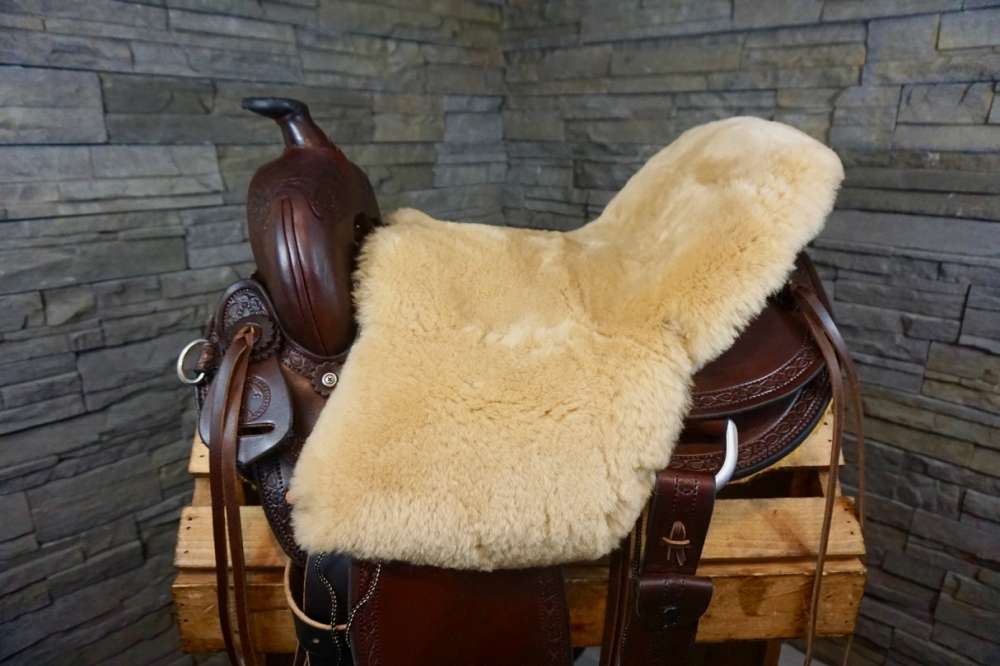 Sheepskin Saddle Seat Cover: Sheepskin Town